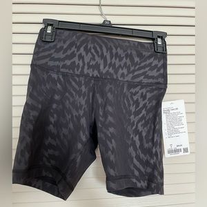 Lululemon wunderunder black bike shorts